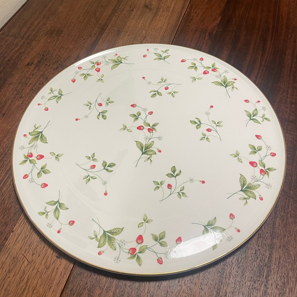 Christopher Stuart Strawberry Field Cake Plate Platter
